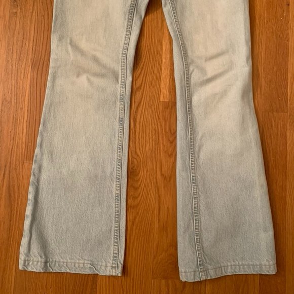 GAP Long and Lean Women's Flare Jeans--Rare Label - Picture 3 of 10
